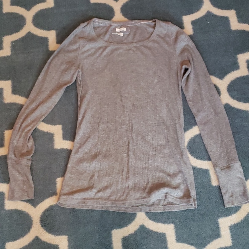 Aerie long sleeved gray thermal top